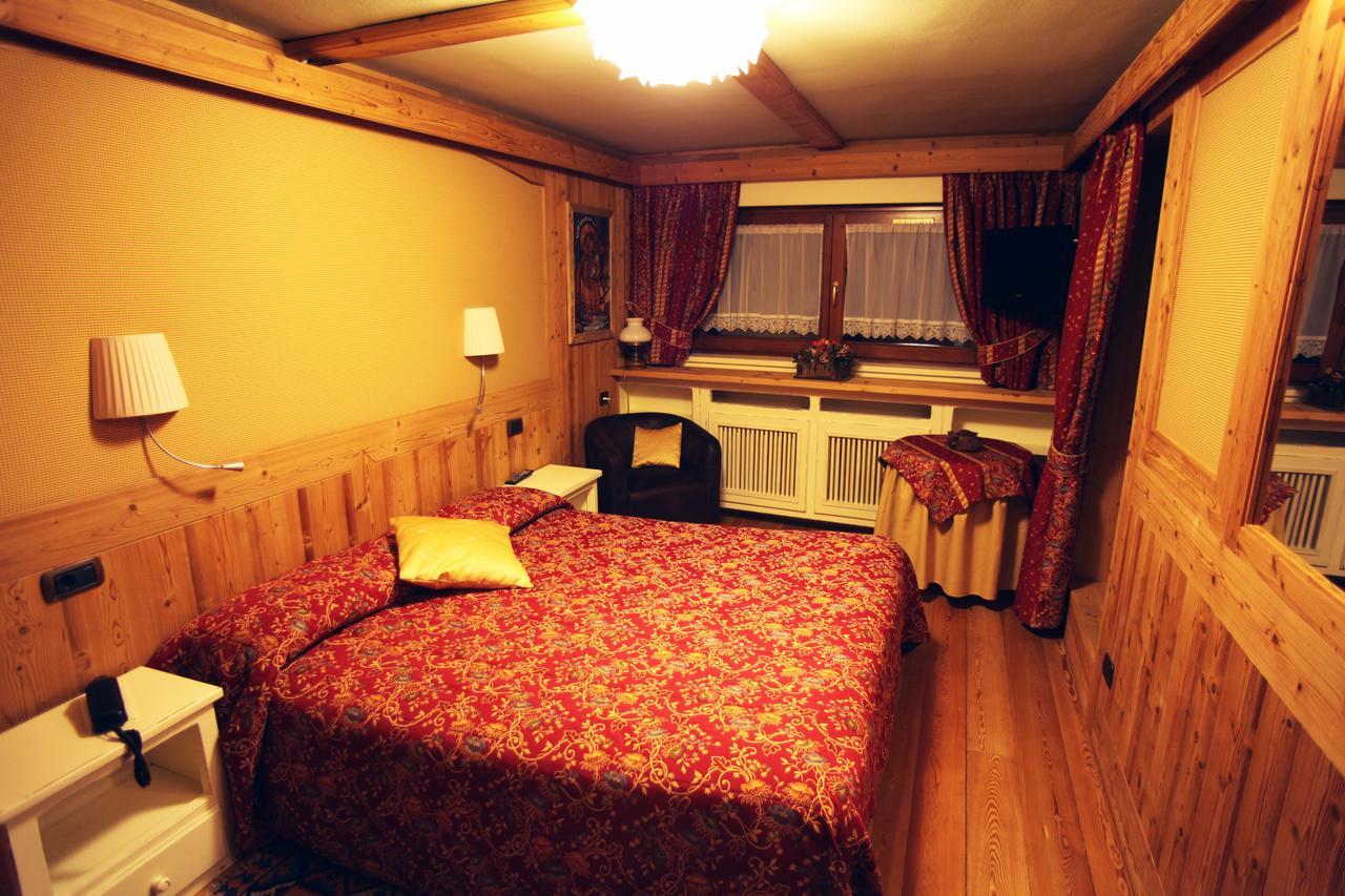 Hotel Fosson Breuil-Cervinia Exteriér fotografie